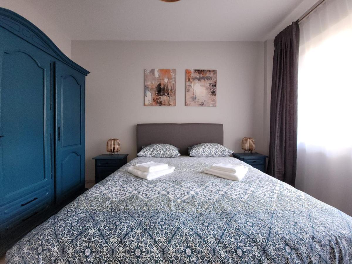 Lovely Apartment Near City Center คลูจ-นาโปกา ภายนอก รูปภาพ